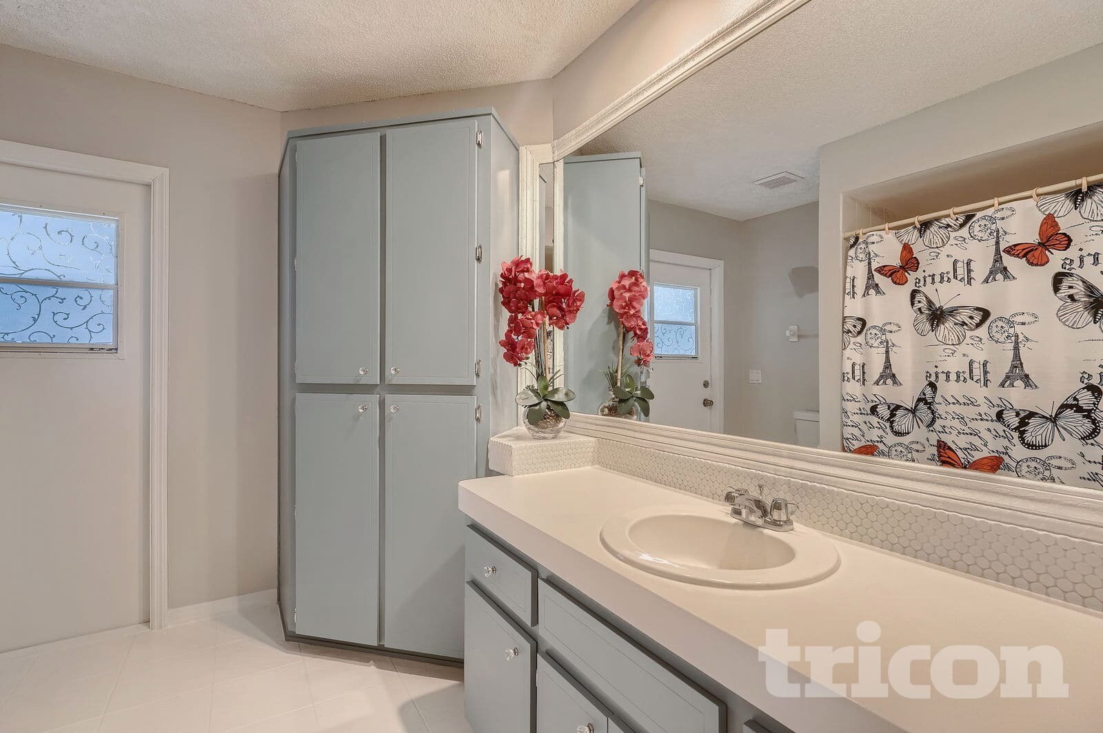 Building Photo - 1093 Dunlap Ave