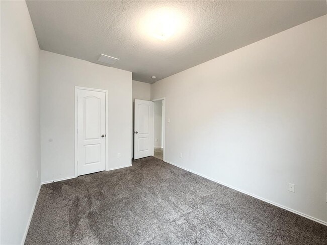 Building Photo - 5131 Spring Terrace Ln