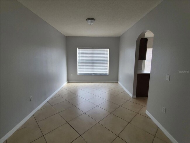 Building Photo - 319 Alegriano Ct