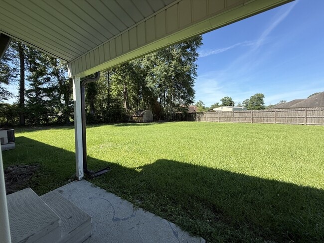 Building Photo - 35921 Fore Rd