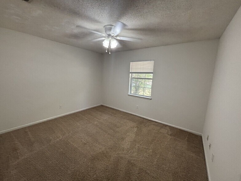 Building Photo - 2608 Boone Ct
