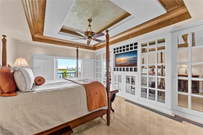 Building Photo - 2244 Fisher Island Dr