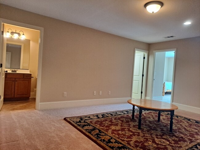 Building Photo - 12170 Inglecrest Ln