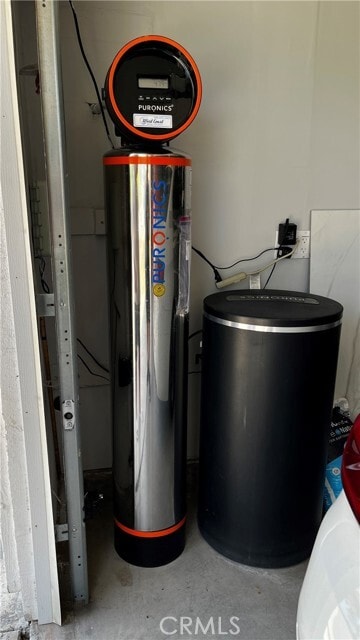 Building Photo - 21340 Vía Del Halcon