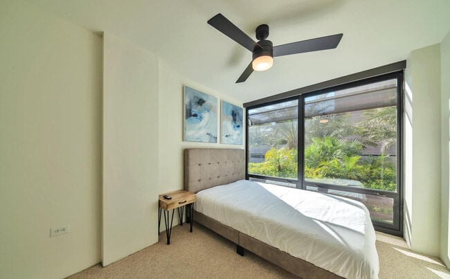 Building Photo - 4808 N 24th St