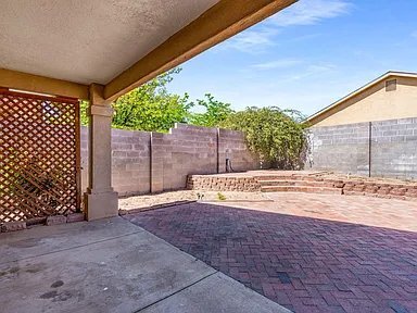 Building Photo - 10640 Rigoletto Dr NW