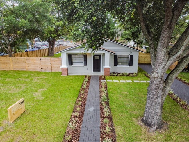 Building Photo - "Historic Seminole Heights 3-Bed, 2-Bath H...