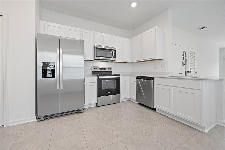 Building Photo - 77 Playa de Luna Ln