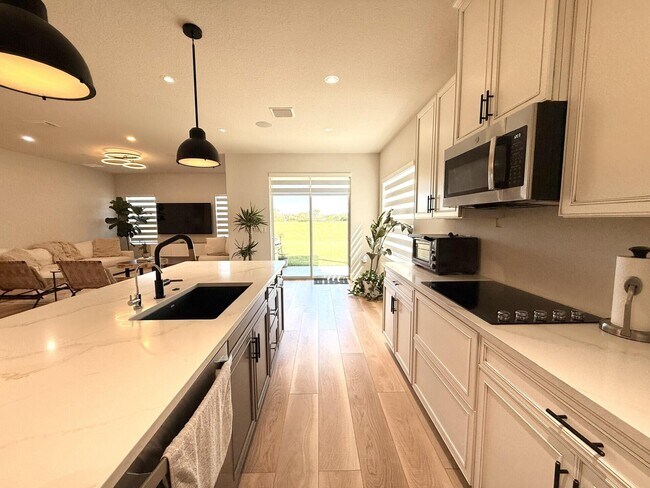 Building Photo - 10603 SW Vasari Way