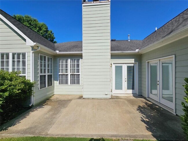 Building Photo - 1550 Argonne Ln