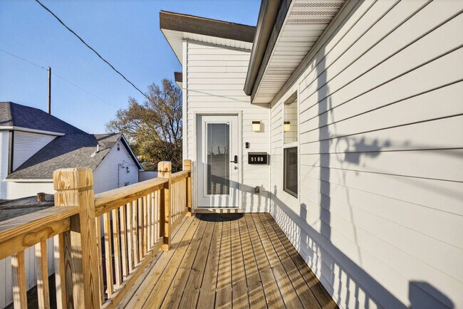 Building Photo - 518 Prospect St