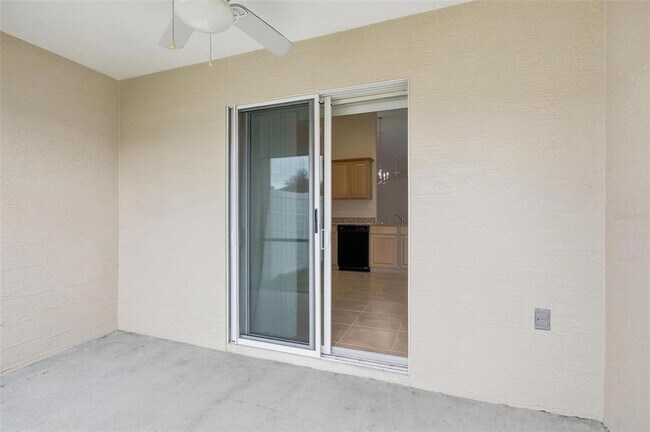 Building Photo - 8 Lindsay Dr