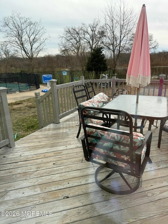 Building Photo - 41 Dwight Dr