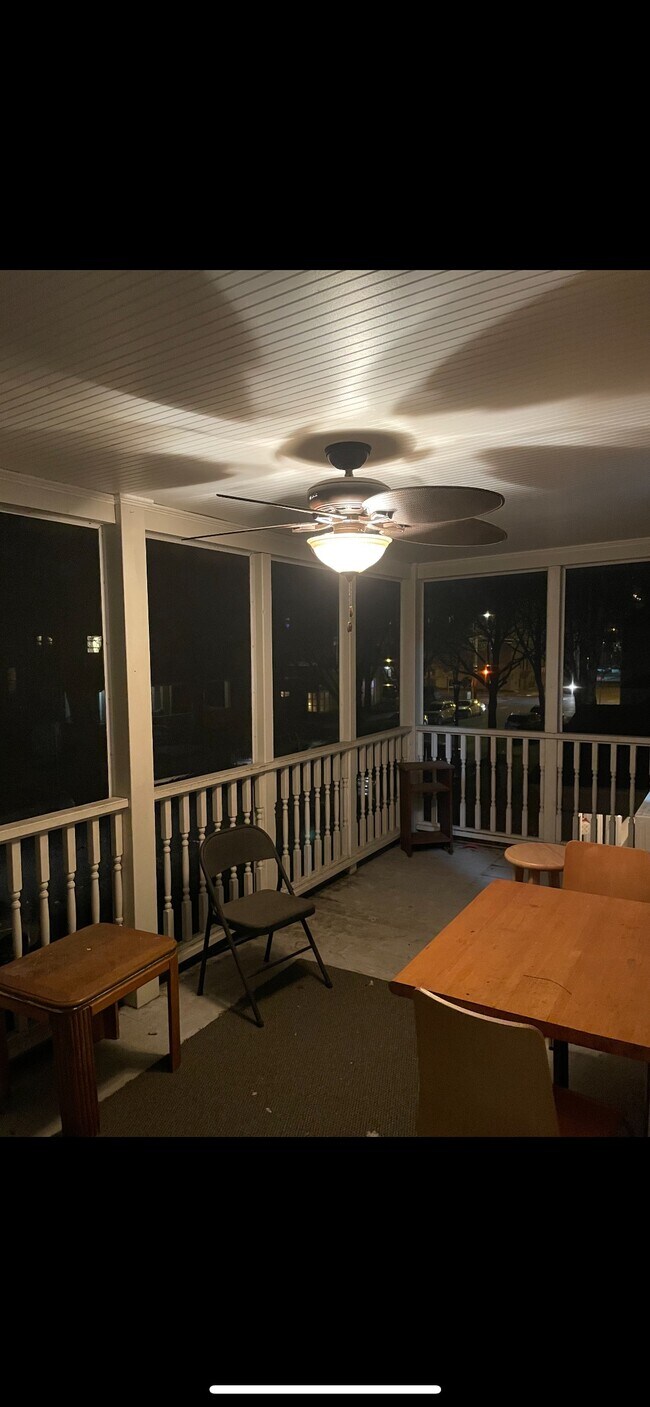 Building Photo - 2738 Emerson Ave S