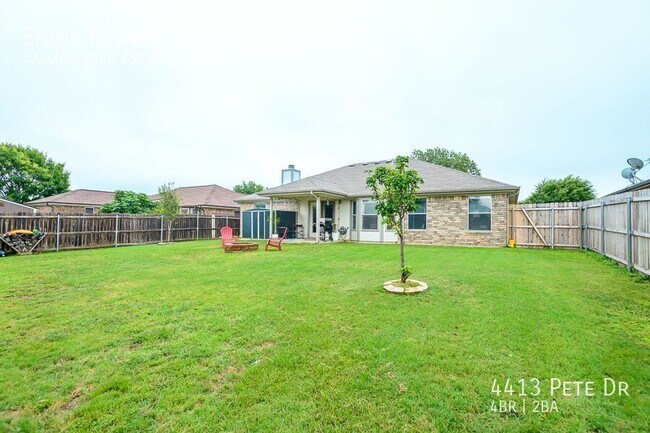 Building Photo - 4413 Pete Dr