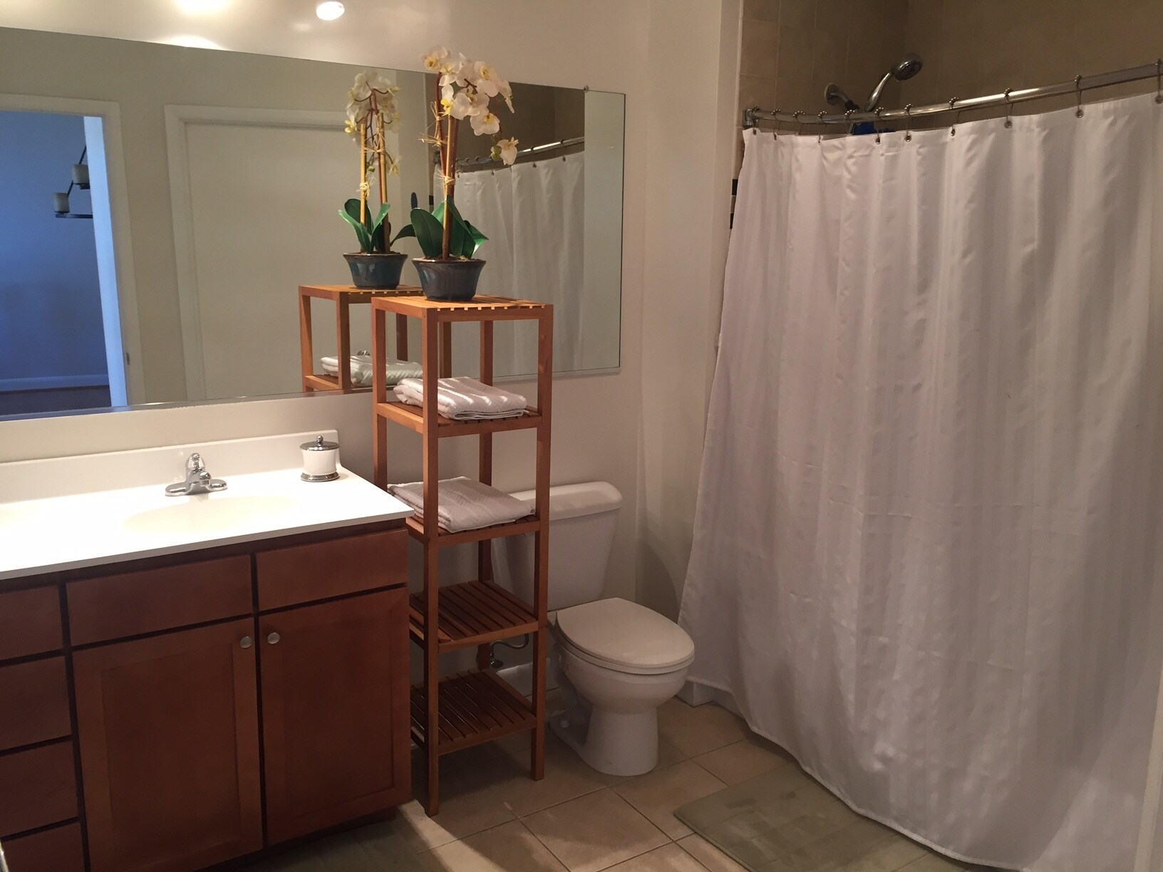 Bathroom - 400 Massachusetts Ave NW