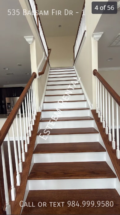 Building Photo - 535 Balsam Fir Dr