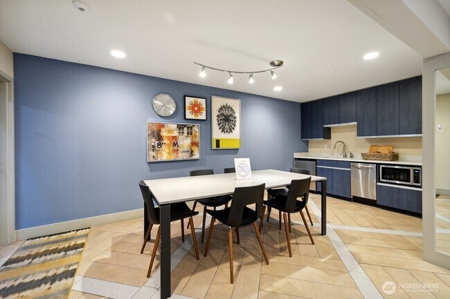 Building Photo - 12303 Harbour Pointe Blvd