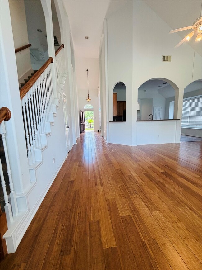 Building Photo - 38 N Regan Mead Cir