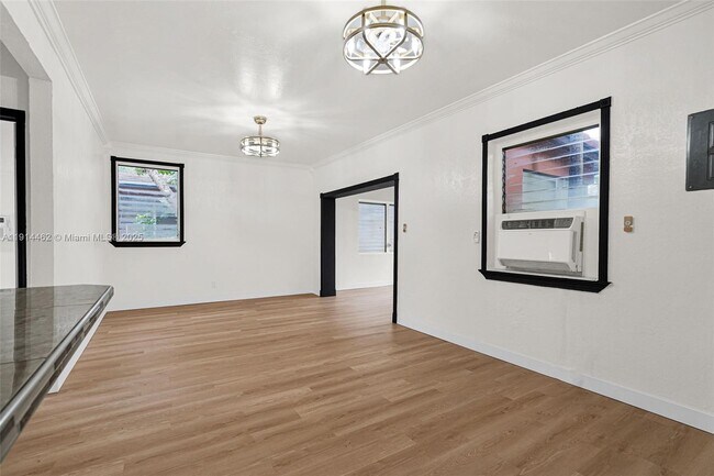 Building Photo - 12287 NE 7th Ave