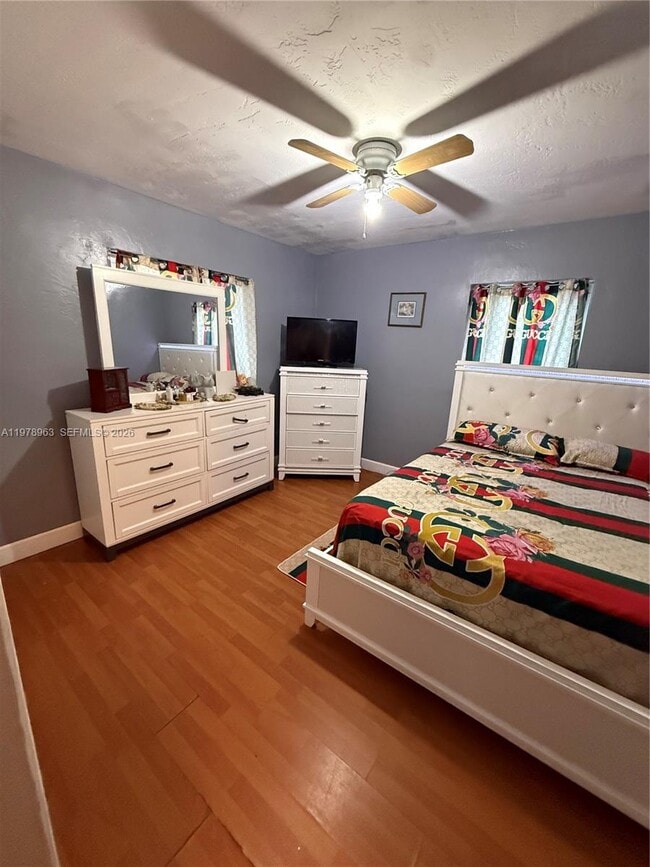 Building Photo - 710 N 66 Terrace