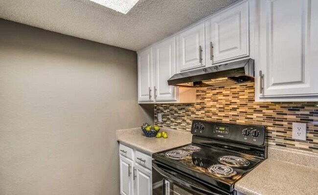 Building Photo - 1 bedroom in Fort Worth TX 76120