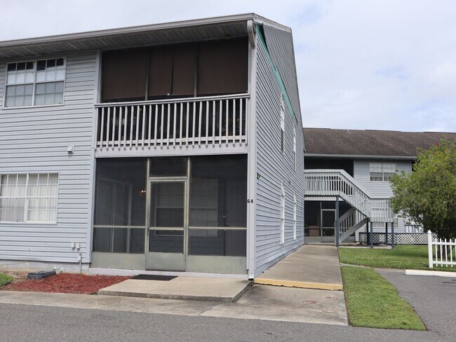 Building Photo - CONDO 2Bedroom 2 Bath MOVE IN READY CALL C...