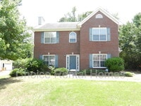 Building Photo - 2211 Summer Ridge Dr