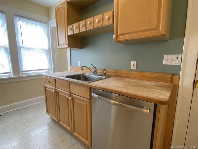 Building Photo - 25 4th St