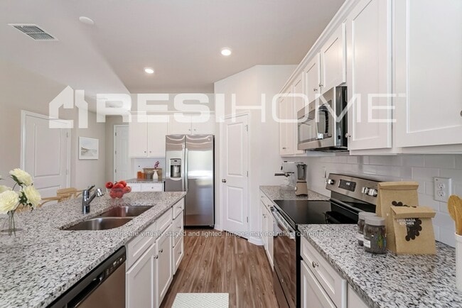 Building Photo - 28389 Wave Crst Pl