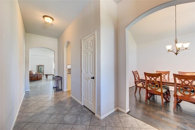 Building Photo - 23010 Black Mountain Ash Ct