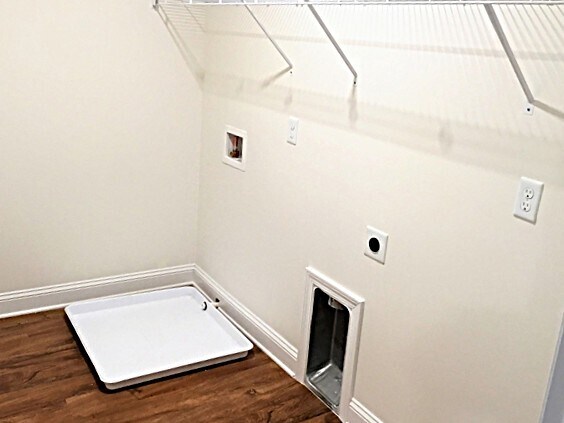 Building Photo - 104 Stagecoach Ln