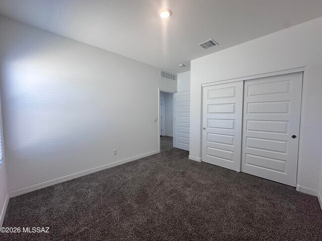 Building Photo - 5497 W Summer Vw Dr