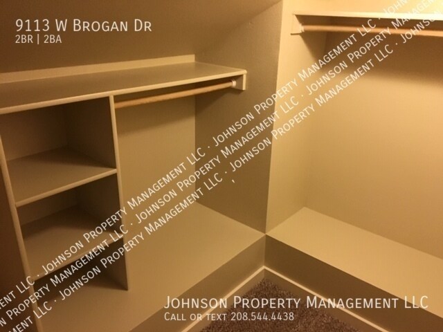 Building Photo - 9113 W Brogan Dr
