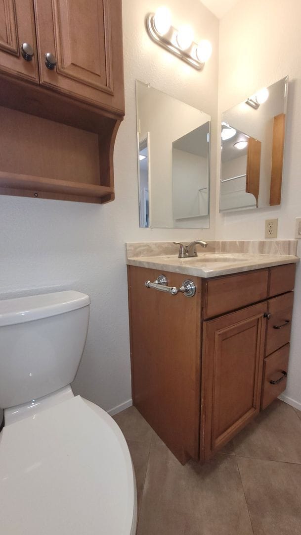 Building Photo - Convienently Located In Mira Masa