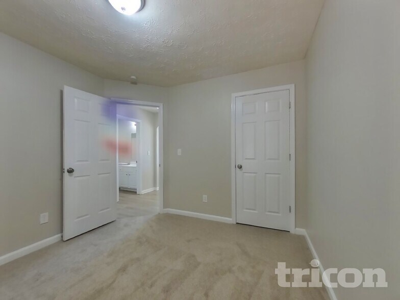 Building Photo - 6844 Bridgewood Dr