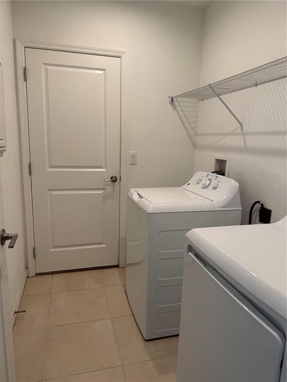 Building Photo - 355 White Heron Wy