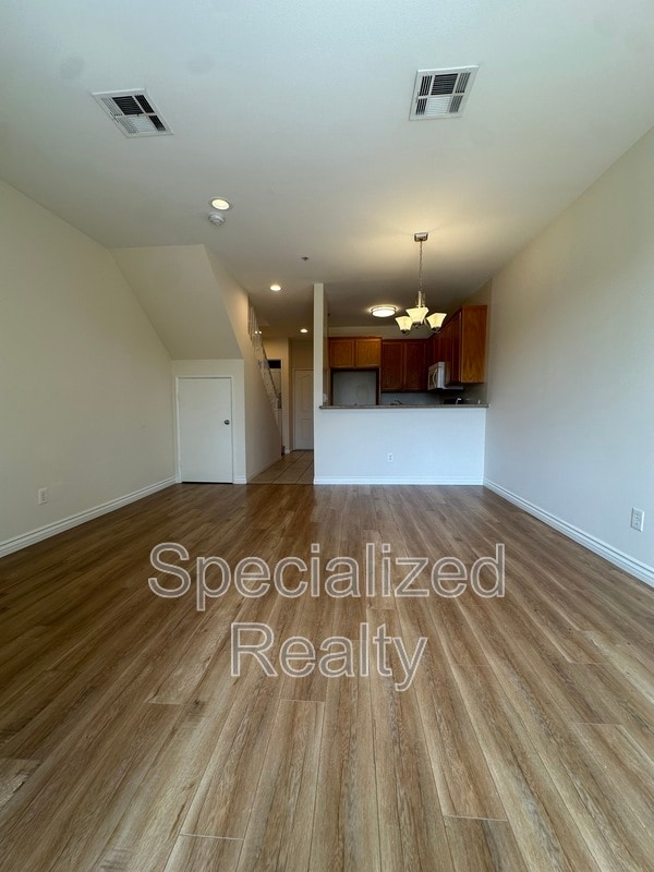 Building Photo - 5716 Whitsett Ave