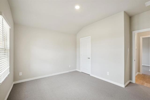 Building Photo - 2204 Dunbar Dr