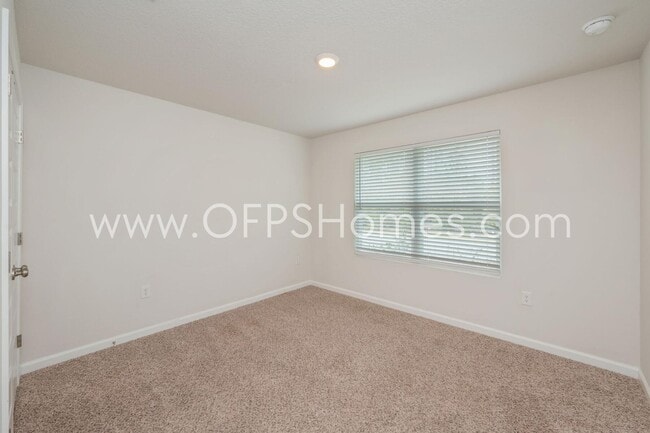 Building Photo - 6705 Sarah Ann Way