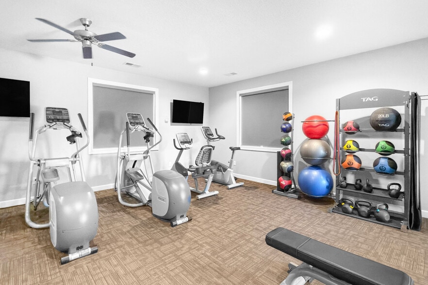 Building Photo - Alice Patricia