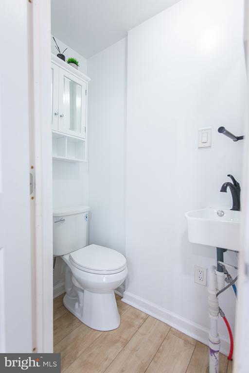 Building Photo - 7309 Sycamore Ave