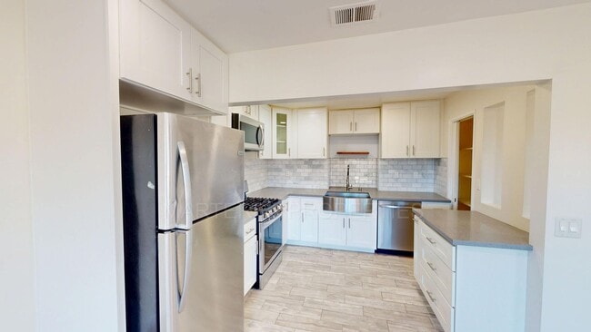 Building Photo - Beautiful 3 Bedroom Home in Garden Grove