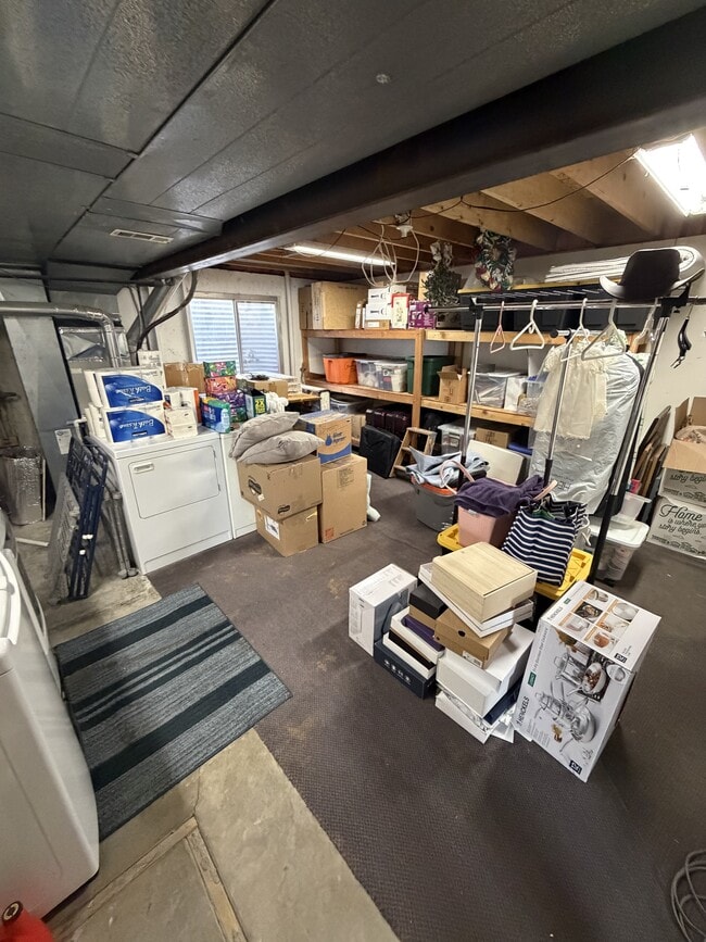 Building Photo - 4268 Stoneridge Dr