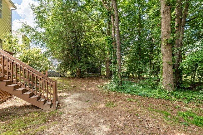 Building Photo - Single Family home in Hedingham: Available Now!