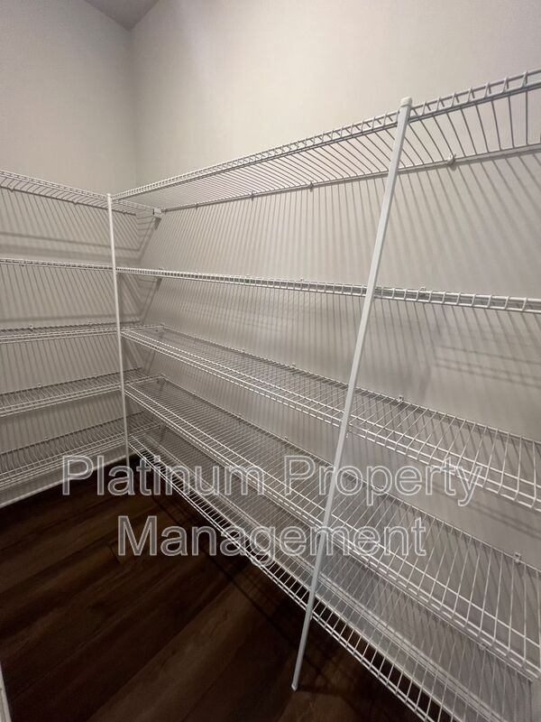 Building Photo - 7740 Easton Valley Ln