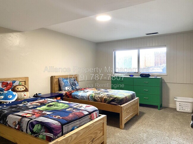 Building Photo - 2168 Wildwood Dr