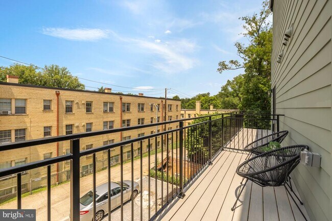 Building Photo - 2610 41st St NW