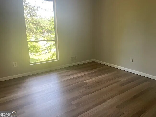 Building Photo - 3681 Autumn Leaves Ln