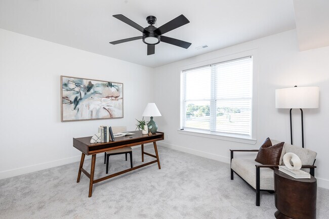 Building Photo - 617 Manhattan Blvd